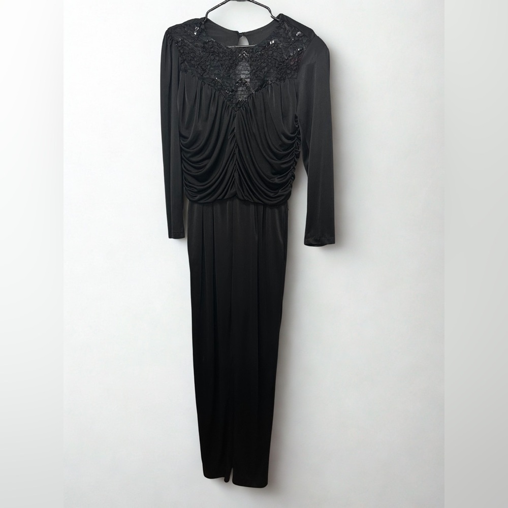 EUC Vintage Sophisticated Black Long Sleeve Dress with Lace
